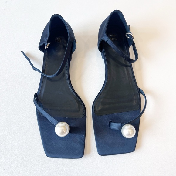 Toteme Pearl Embellished Black Satin Sandals 40 - Picture 6 of 12